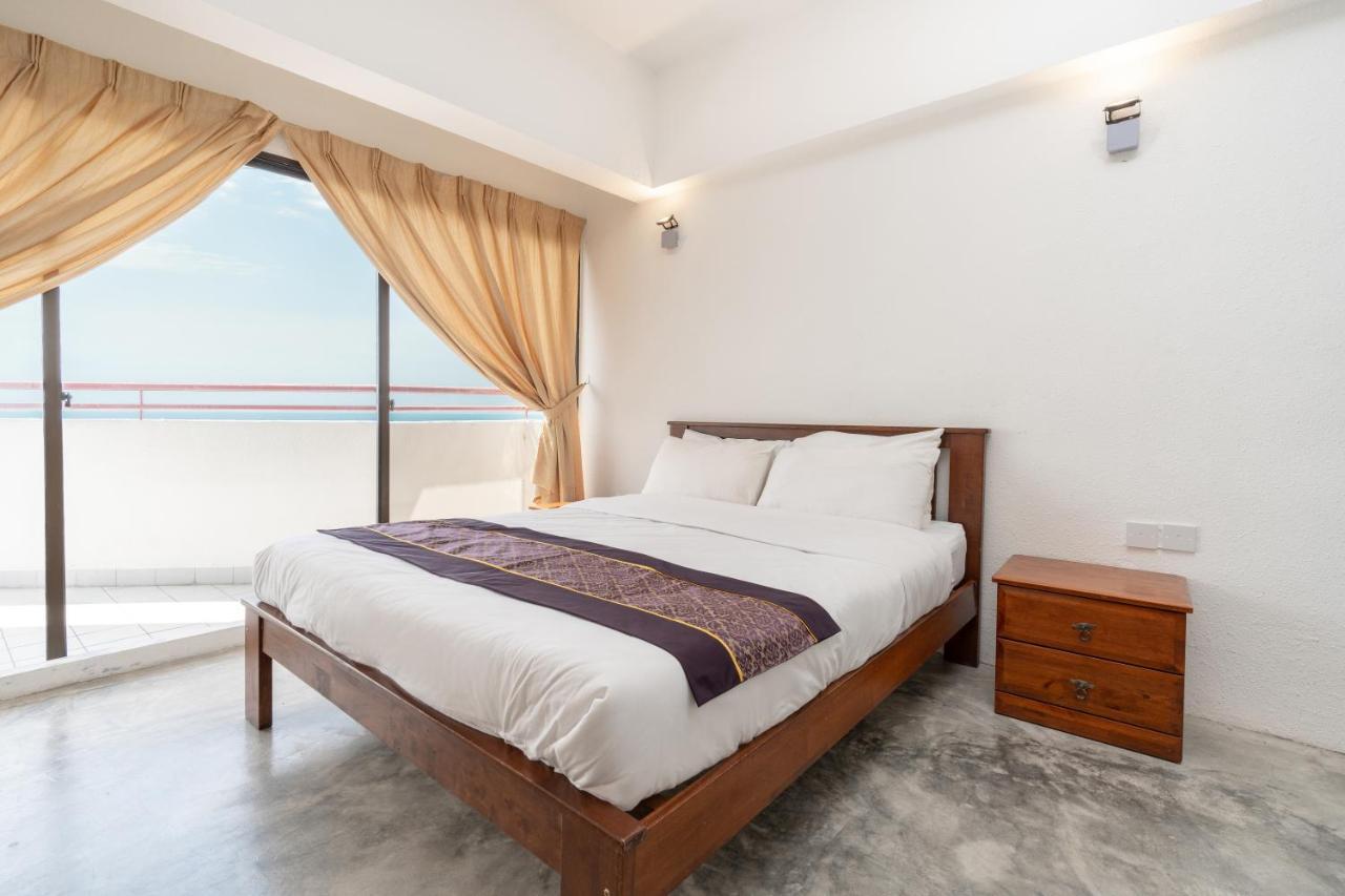Pantai Seaview Resort Batu Ferringhi 1801 - 3 Rooms Kültér fotó