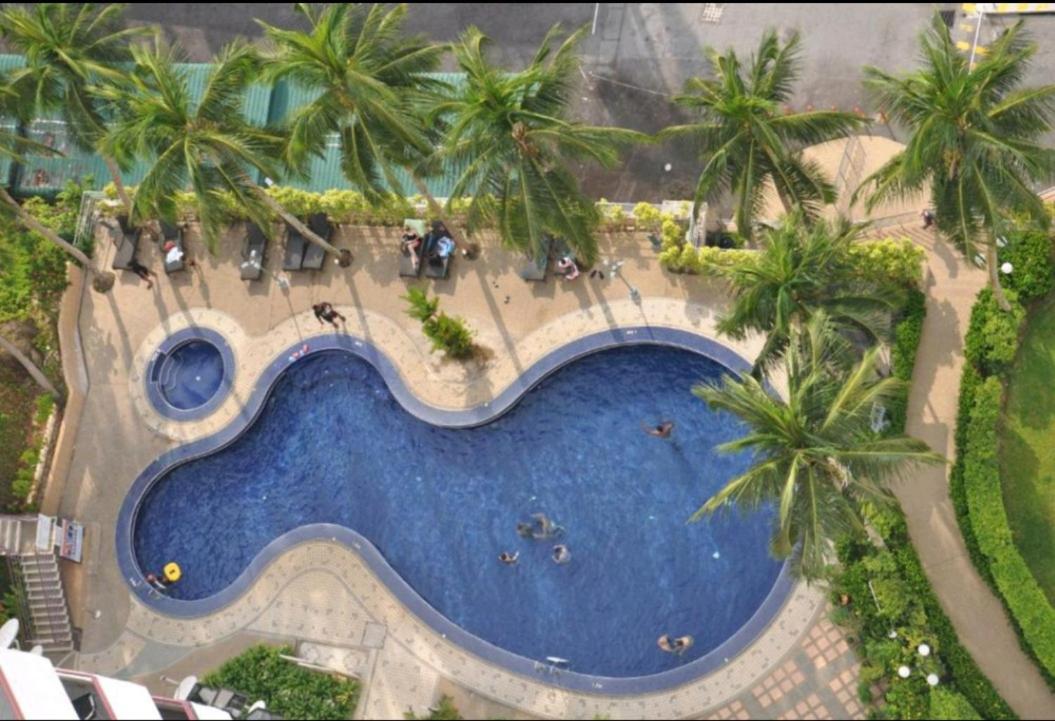 Pantai Seaview Resort Batu Ferringhi 1801 - 3 Rooms Kültér fotó